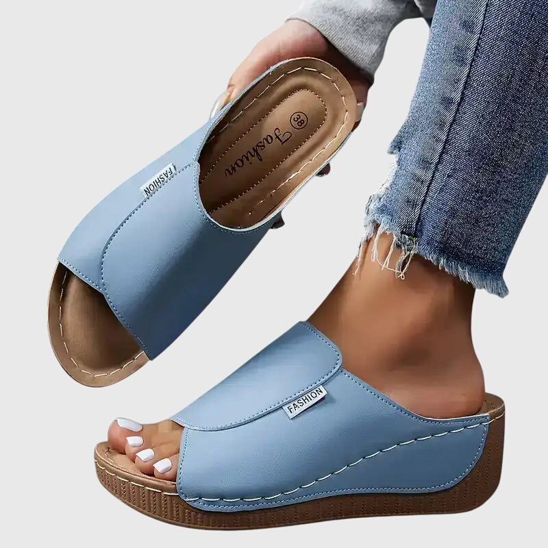 Bríd | Sandale clasice confortabile pentru plimbare Bríd
