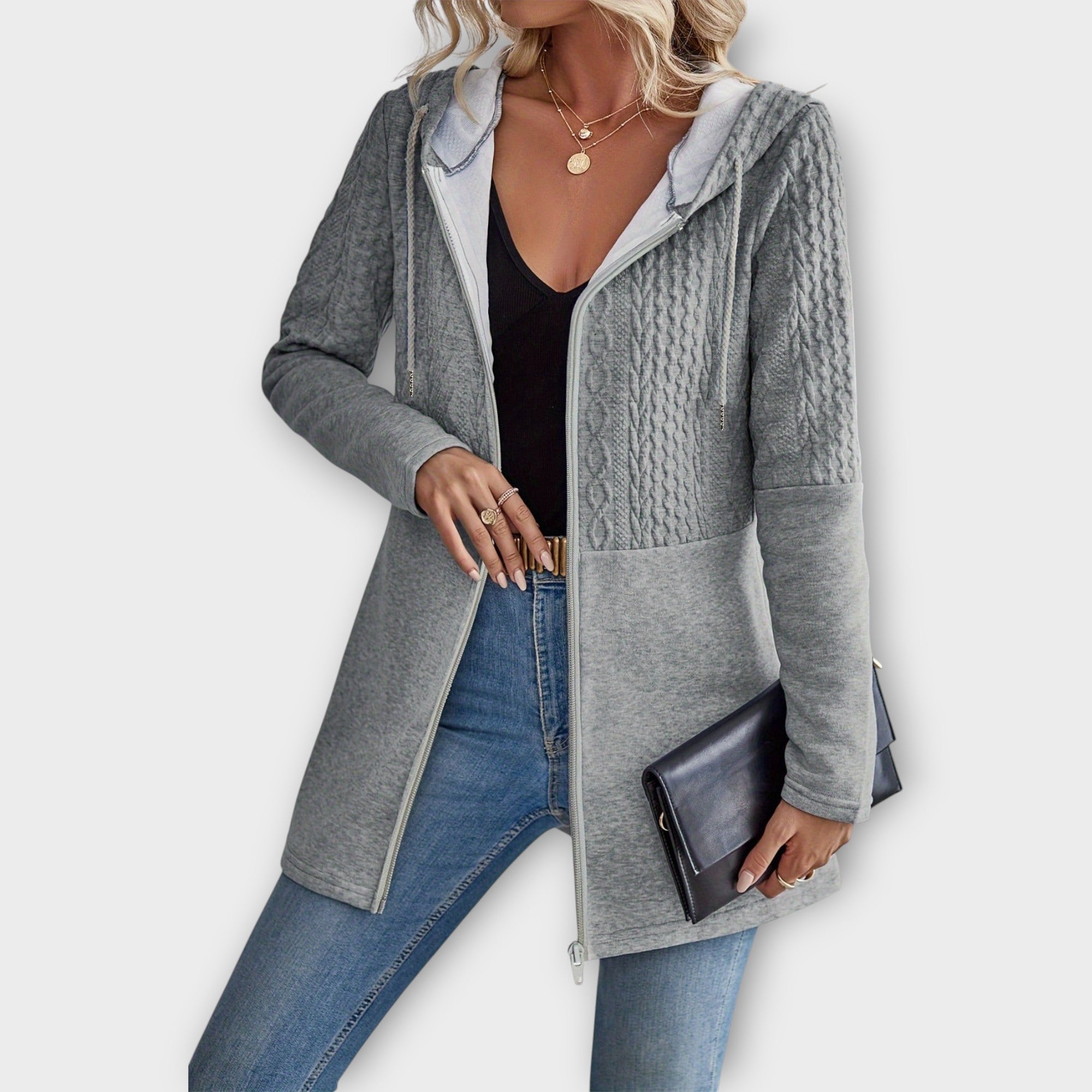 Mariliis | Cardigan elegant cu glugă și detalii moderne Mariliis