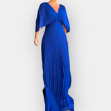 Anya | Pleated dress, with an elegant silhouette and graceful movement