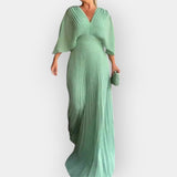 Anya | Pleated dress, with an elegant silhouette and graceful movement