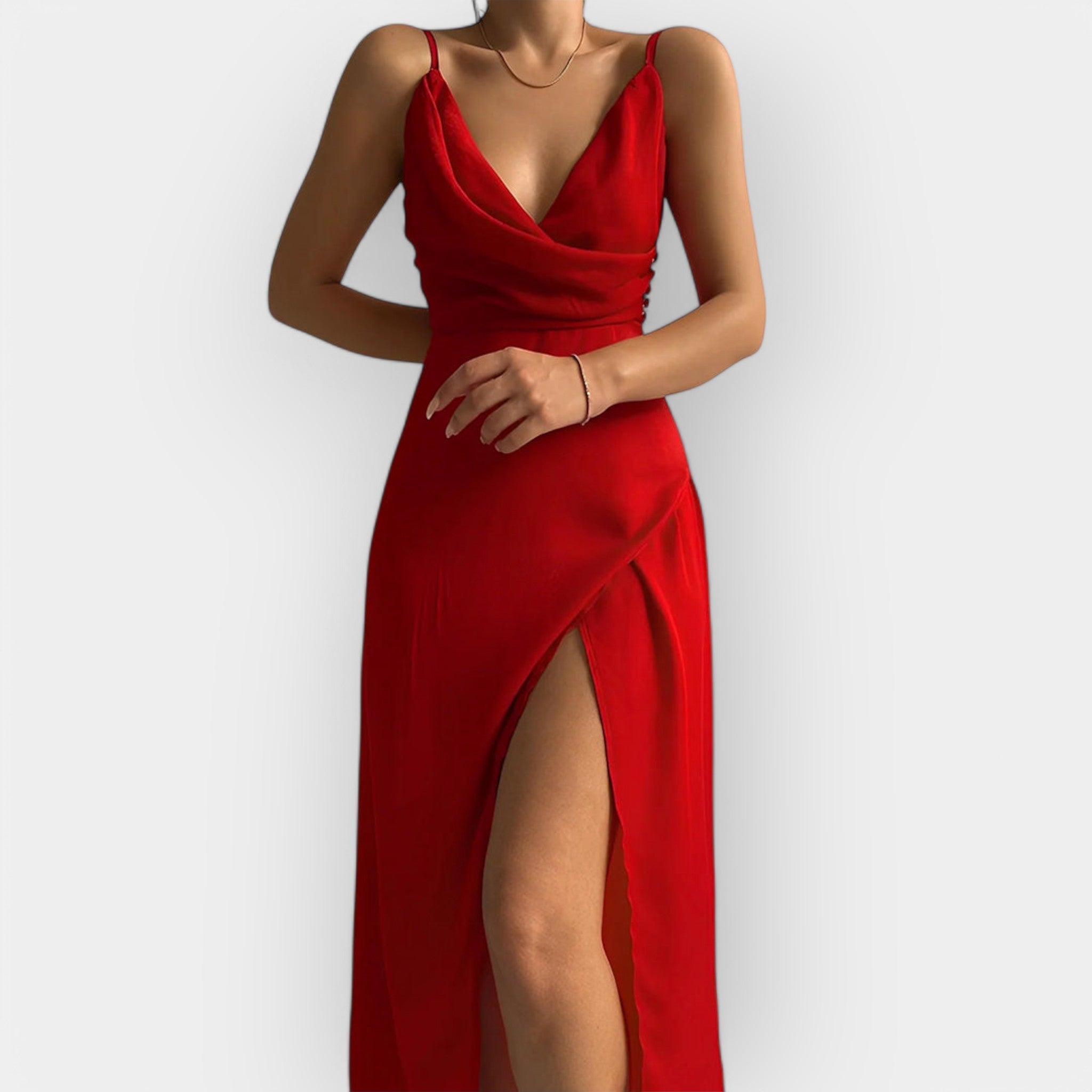 Eva | Rochie de seară elegantă, cu decolteu și siluetă feminină