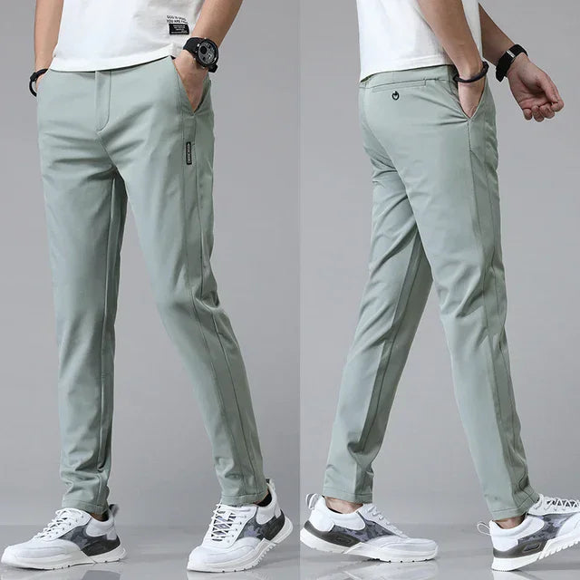 Riccardo | Pantaloni ultra-ușori slim-fit Riccardo