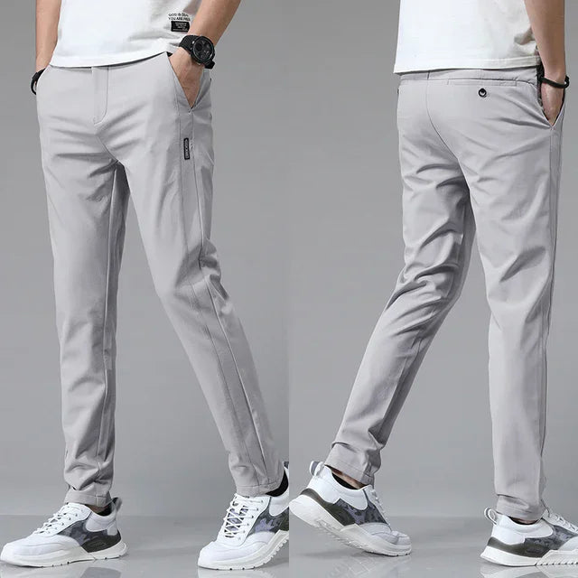 Riccardo | Pantaloni ultra-ușori slim-fit Riccardo