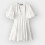 Elisa | Light white dress, romantic and timeless