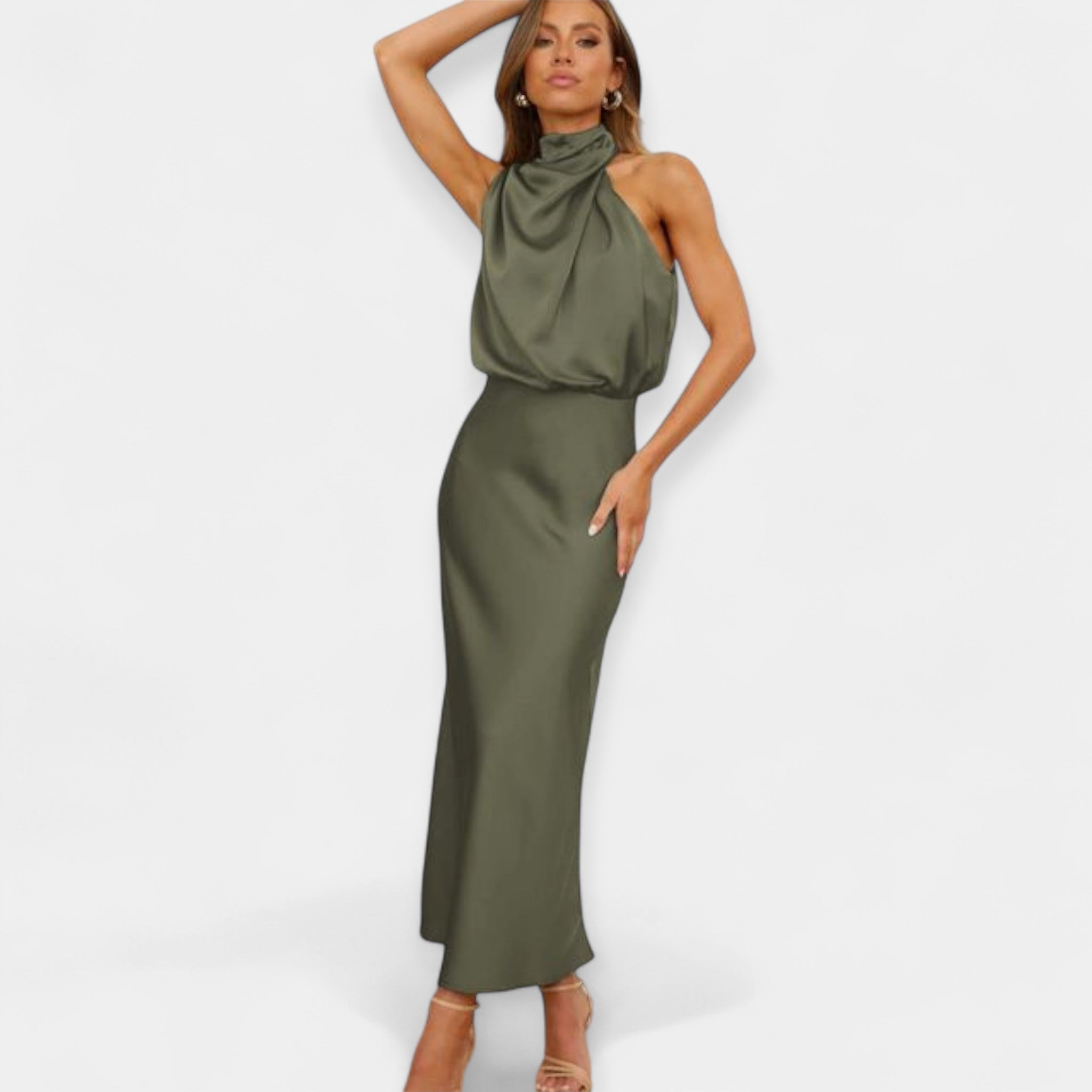 Amara | Rochie maxi, cu umeri goi și senzualitate elegantă