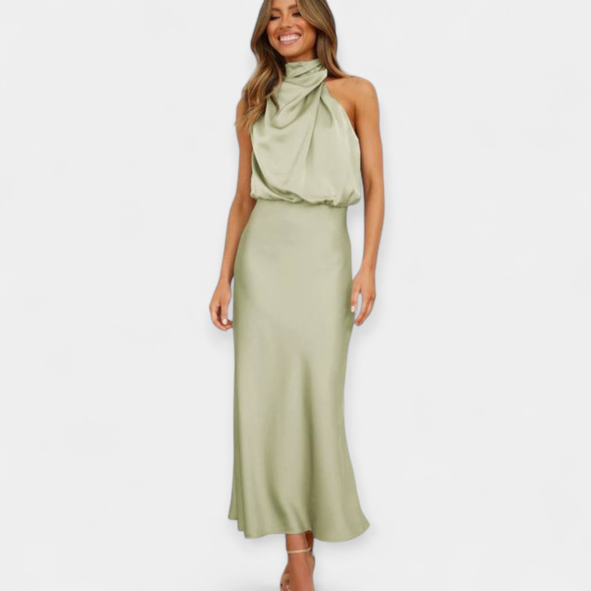 Zoe | Rochie maxi, cu umăr gol și senzualitate elegantă