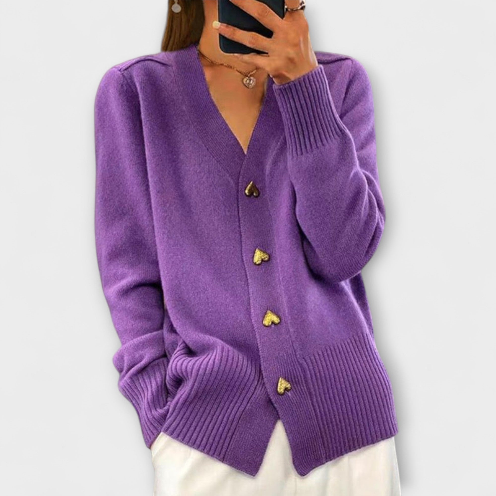 Marij | Pulover feminin cu decolteu V în stil vintage Marij