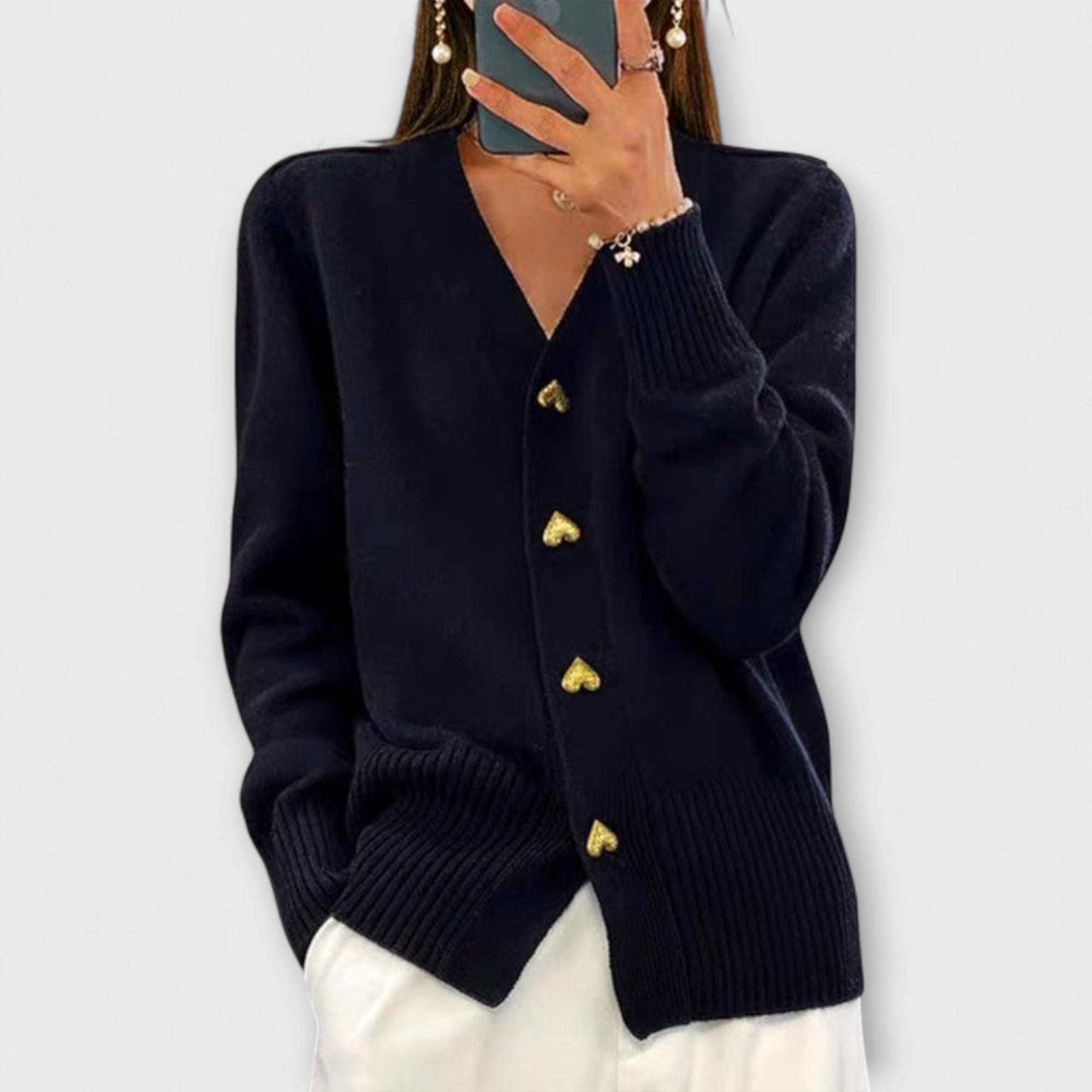 Marij | Pulover feminin cu decolteu V în stil vintage Marij