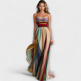 Ayla | Summer dress, with a colorful print and a relaxed vibe